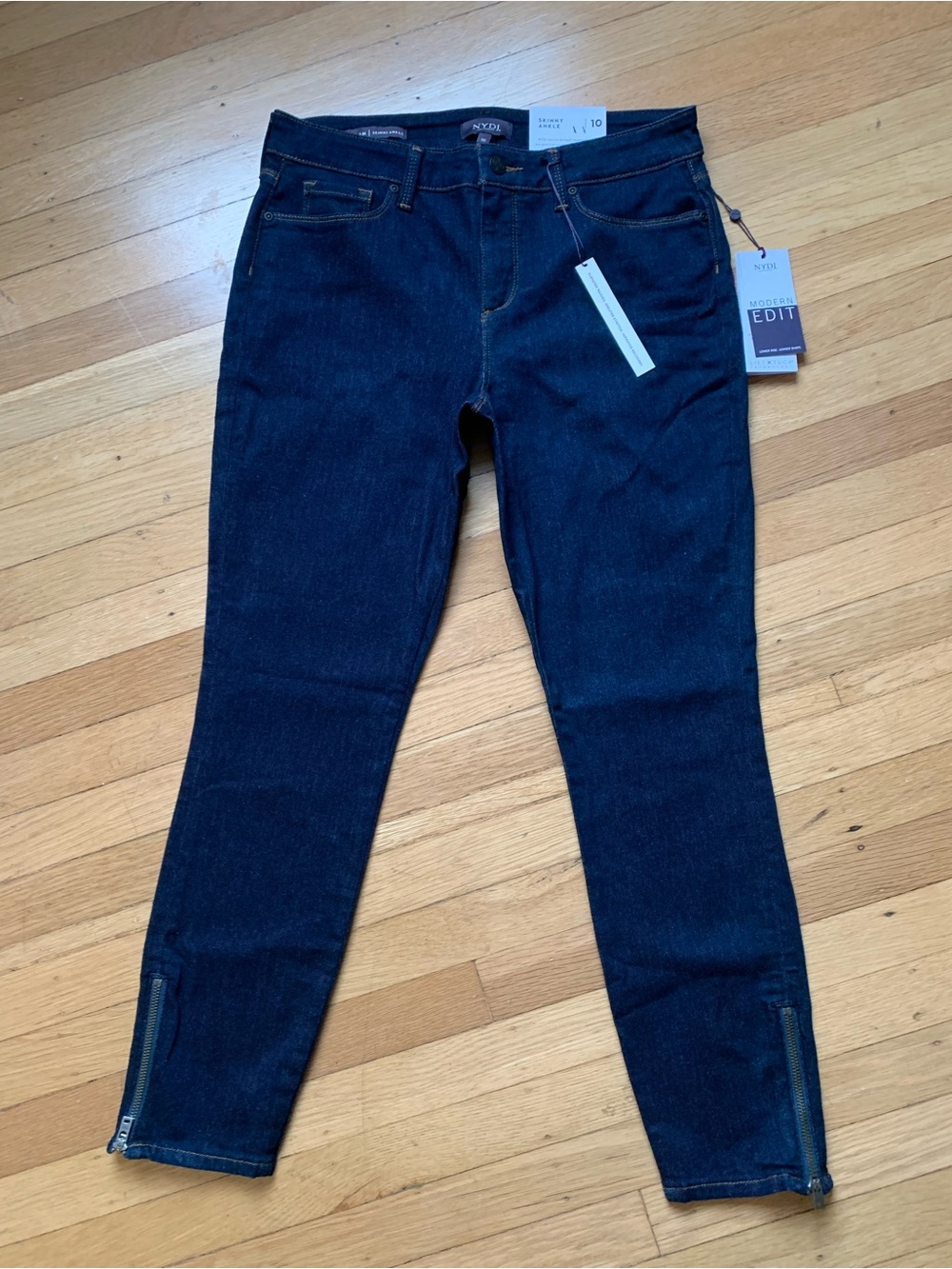 NWT NYDJ DYLAN SKINNY ANKLE ZIPPER Lift & Tuck Technology Jeans Size 10